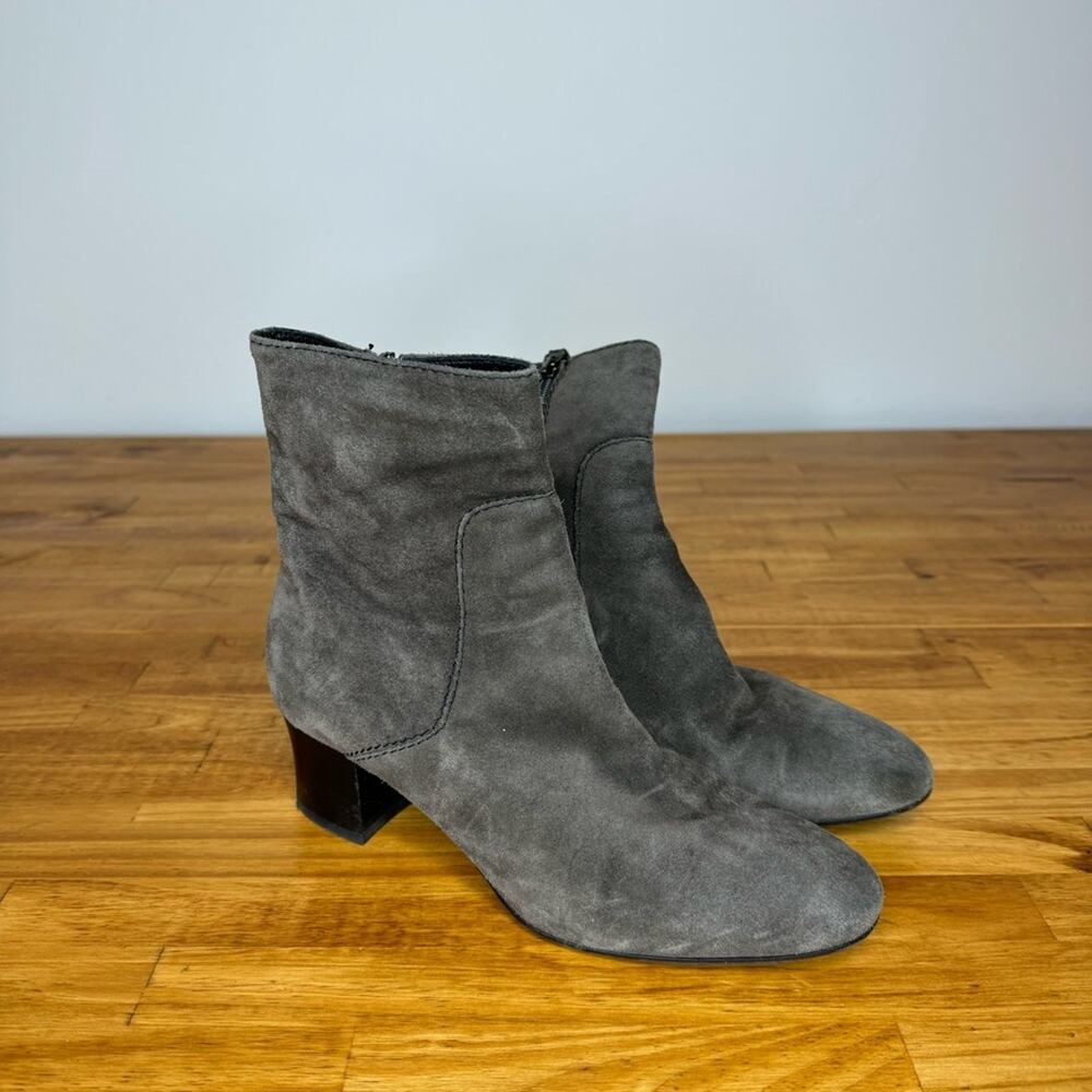 Aquatalia Fortuna Gray Suede Leather Block Heel Side Zip Boots Size 6